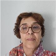 Professeur particulier donne cours de droit public. Finances